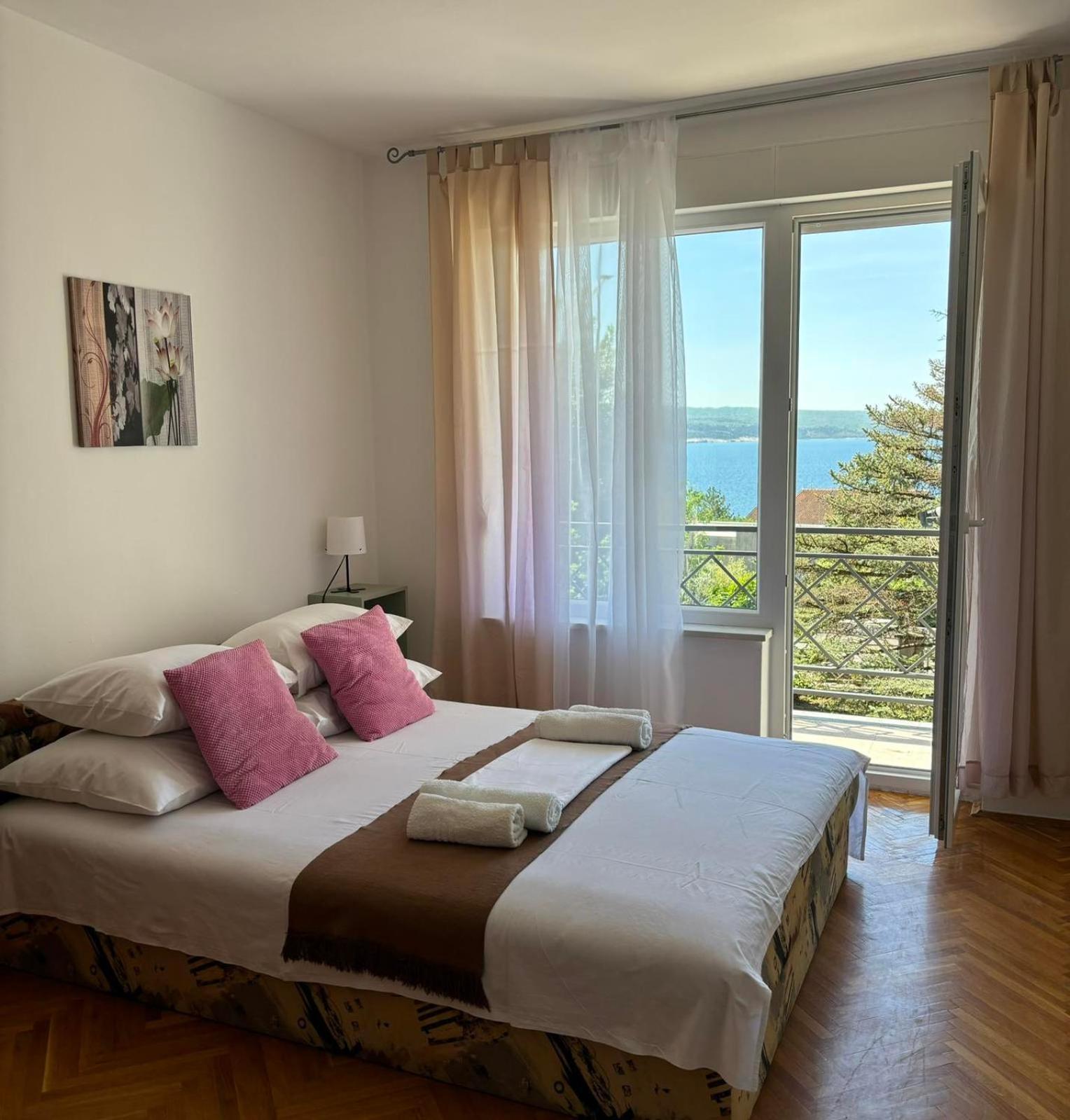 Helen Apartments Crikvenica Exterior photo