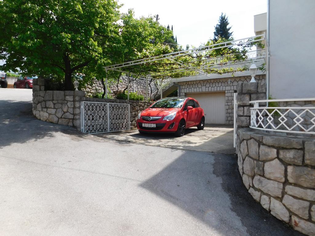 Helen Apartments Crikvenica Exterior photo